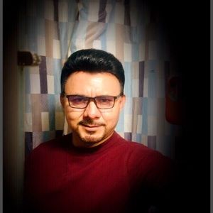 Meet your Posher, Luis